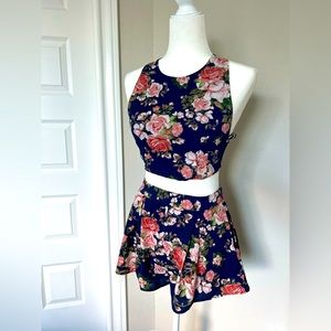 FASHION NOVA Top and Skort set floral prints Size SMALL